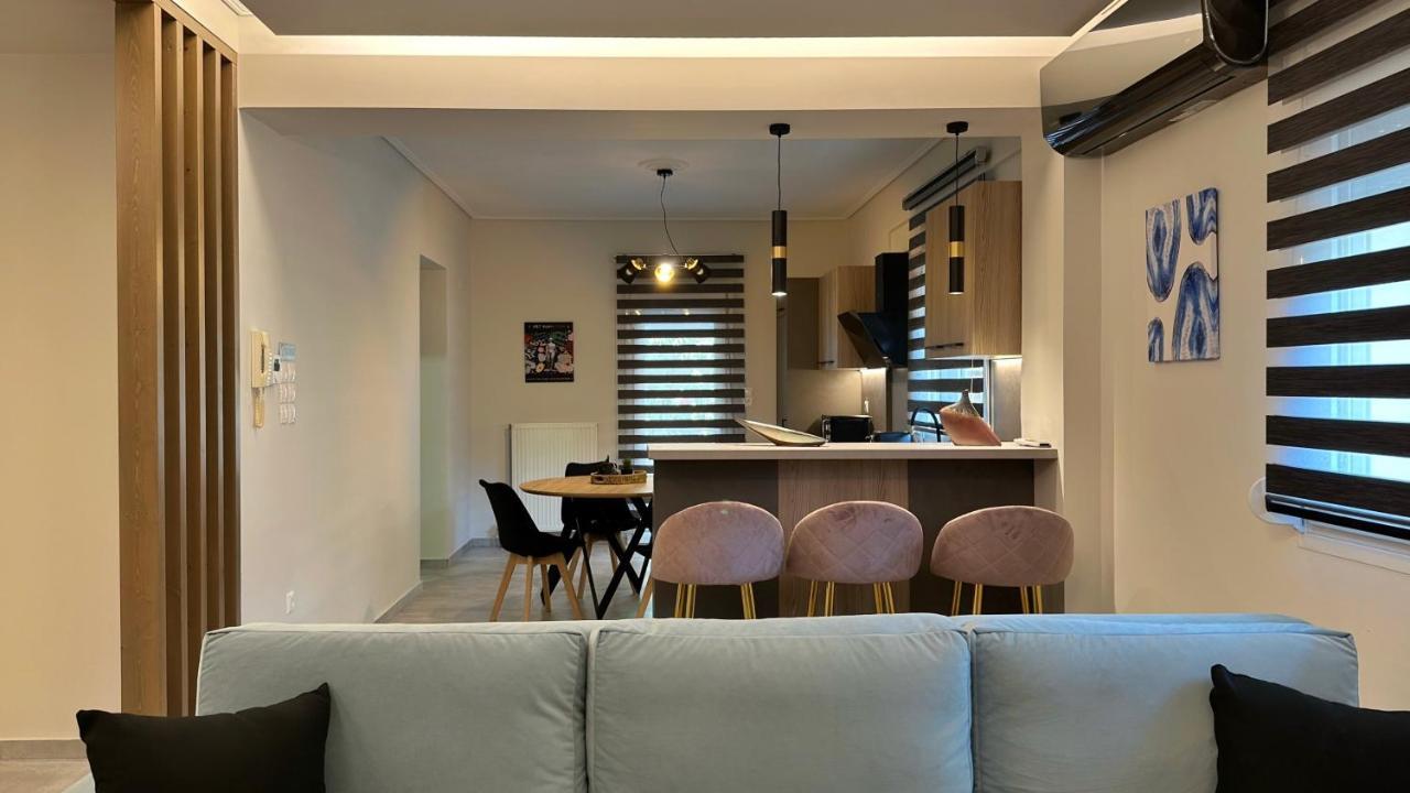 Mythic Meteora Apartment กาลัมปากา ภายนอก รูปภาพ