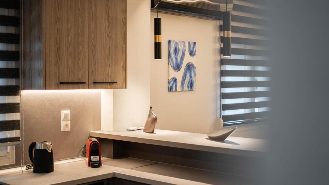 Mythic Meteora Apartment กาลัมปากา ภายนอก รูปภาพ