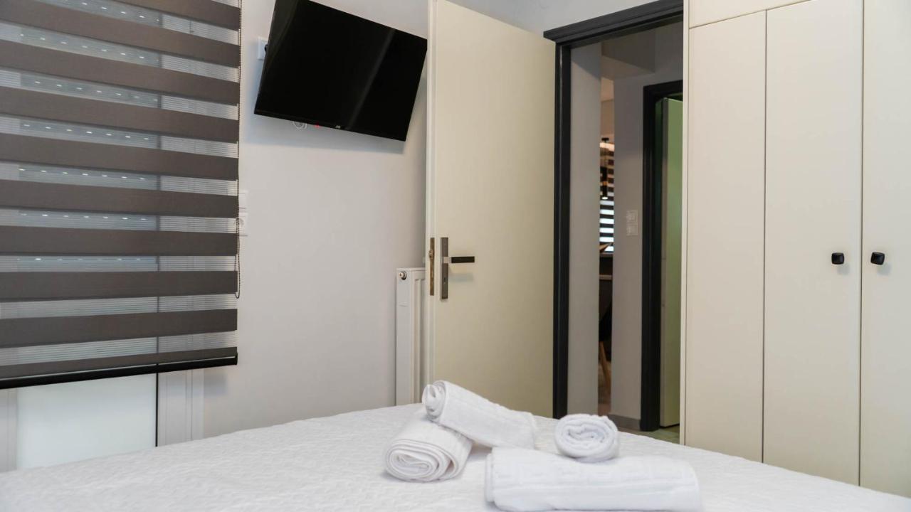 Mythic Meteora Apartment กาลัมปากา ภายนอก รูปภาพ