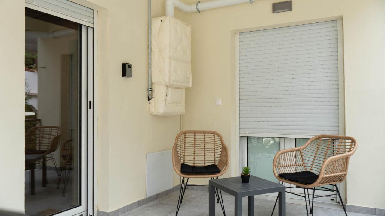 Mythic Meteora Apartment กาลัมปากา ภายนอก รูปภาพ