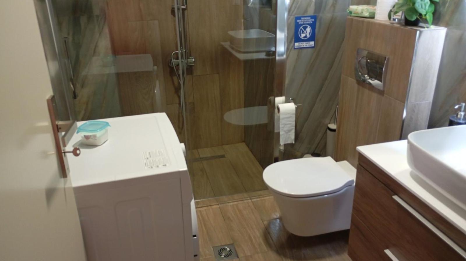 Mythic Meteora Apartment กาลัมปากา ภายนอก รูปภาพ